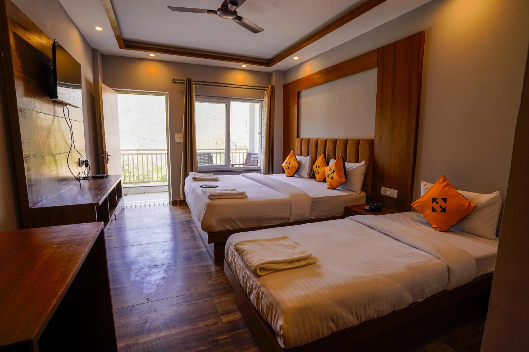 Хостел Hide-In Rishikesh, Laxman Jhula Екстер'єр фото
