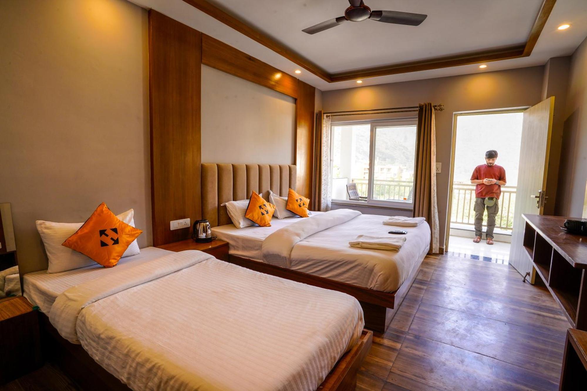 Хостел Hide-In Rishikesh, Laxman Jhula Екстер'єр фото