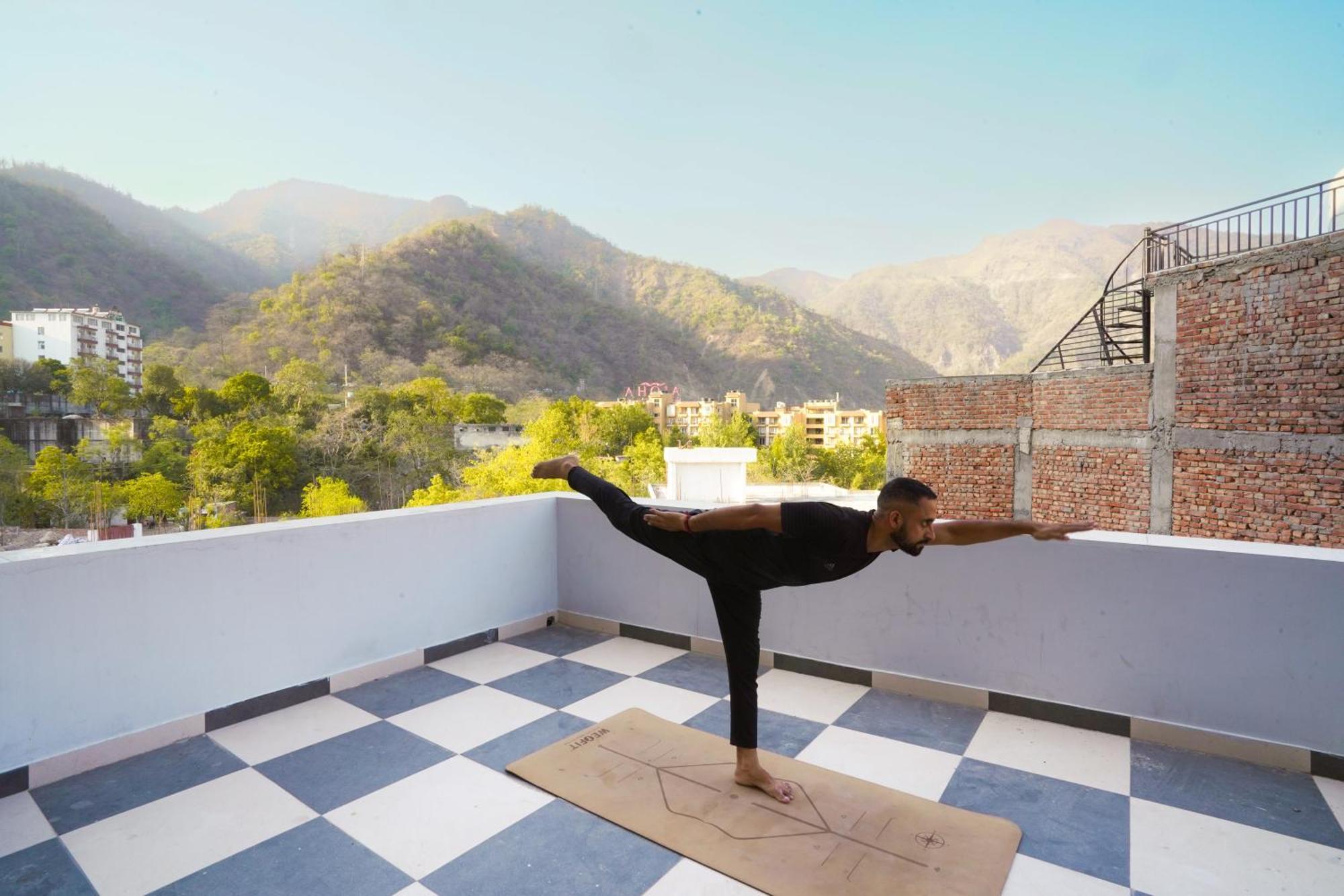 Хостел Hide-In Rishikesh, Laxman Jhula Екстер'єр фото