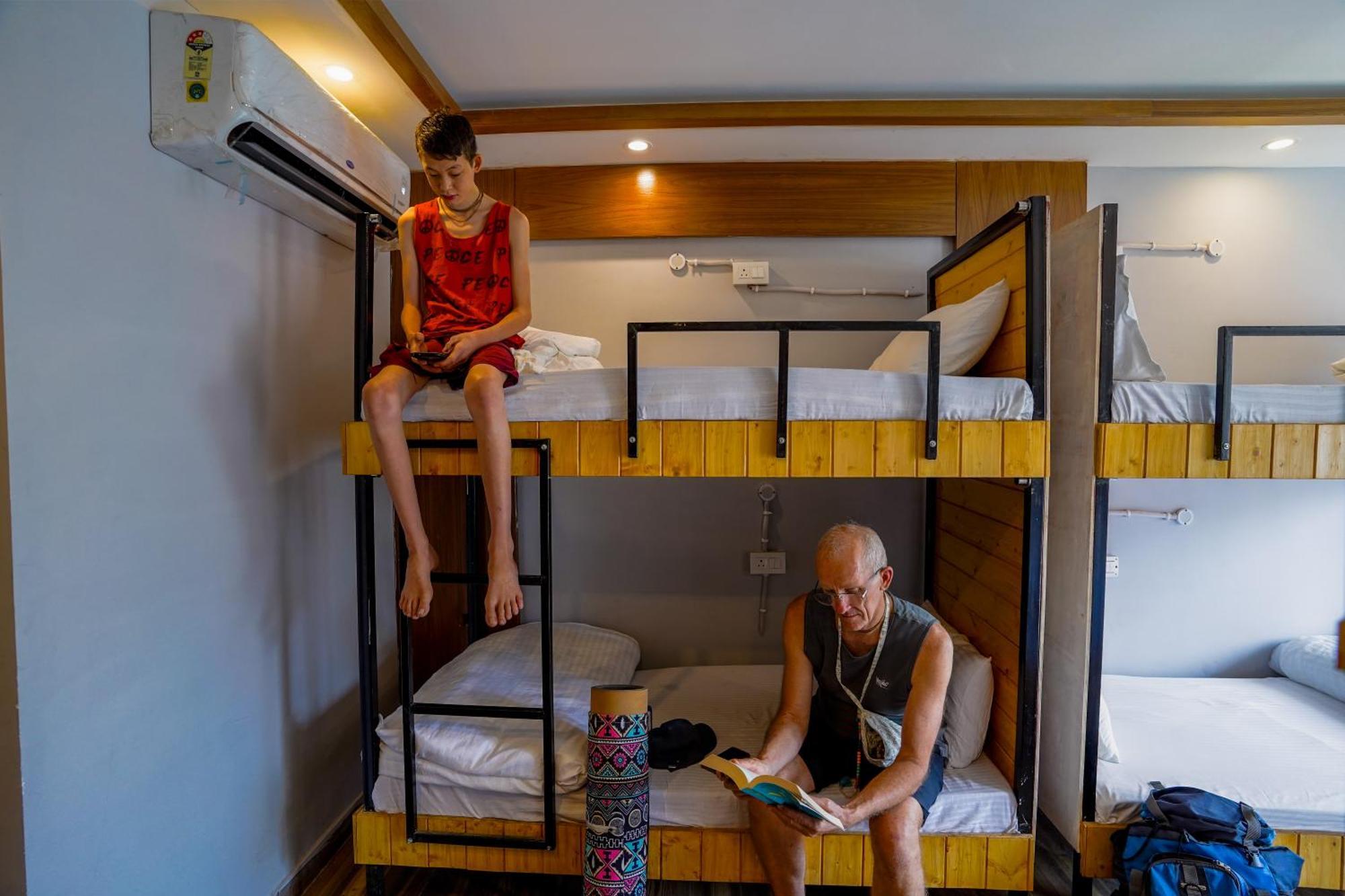 Хостел Hide-In Rishikesh, Laxman Jhula Екстер'єр фото